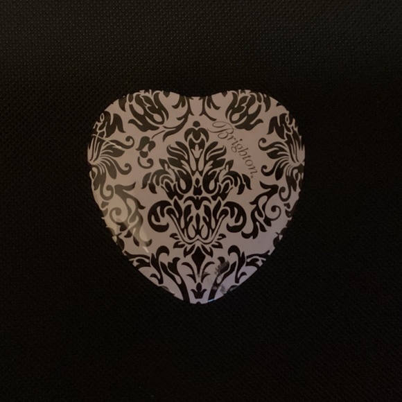Brighton Floral Heart and Black/White Shaped Lidded Tin Trinket Box 💕💜💙 - Picture 8 of 8
